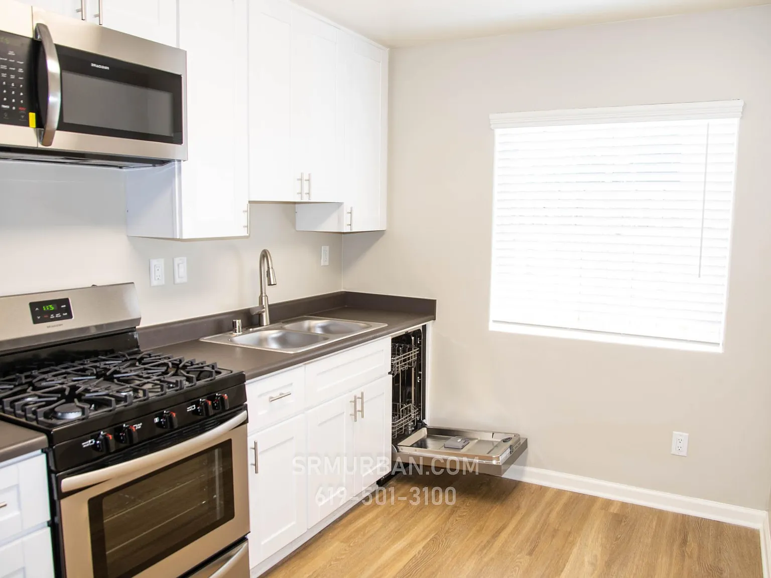 2 bed, $2,595 — Photo 2