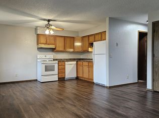 2865 Springreen Dr #2, Dubuque, IA 52002