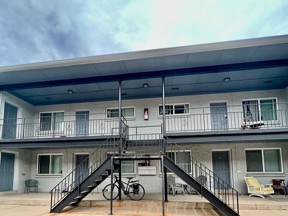 2nd image of 2465 S Gaylord St #10