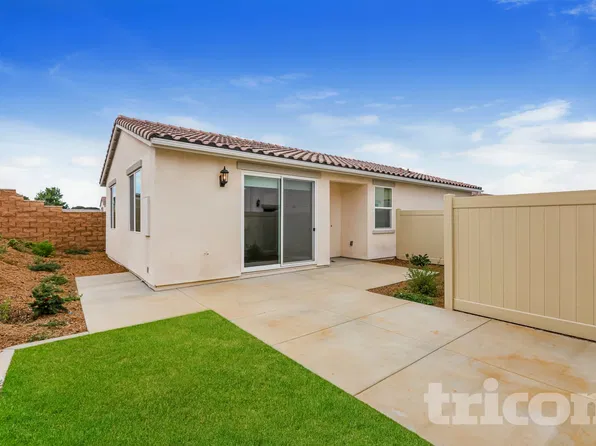 1762 Taylor Ave Unit 2, Corona, CA 92882