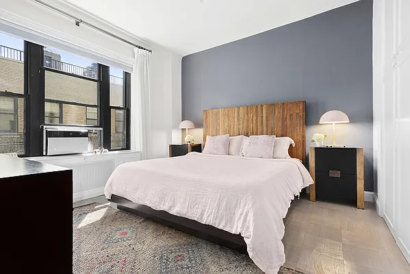 Sold by Compass | media 20