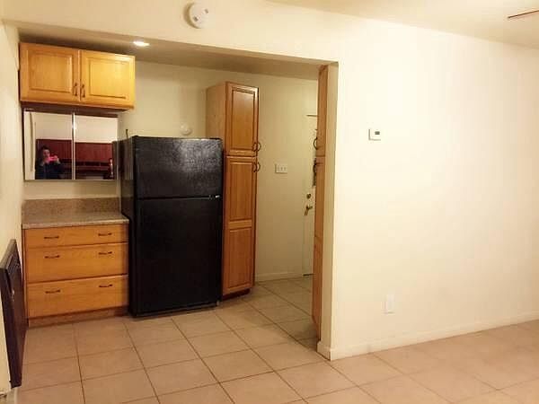 1st image of 1076 E Madison Ave E #1