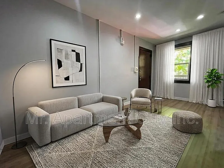 2 Balsam Ave S #14A — Photo 2