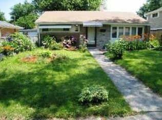 17121 Greenbay Ave, Lansing, IL
