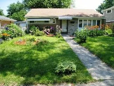 17121 Greenbay Ave photo 1