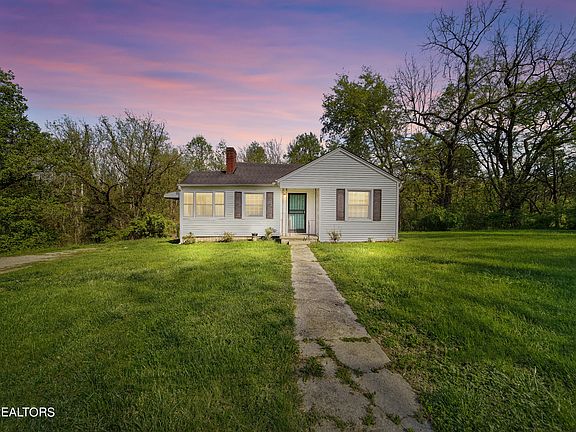 9632 Strawberry Plains Pike, Strawberry Plains, TN 37871 | MLS #1259587 ...