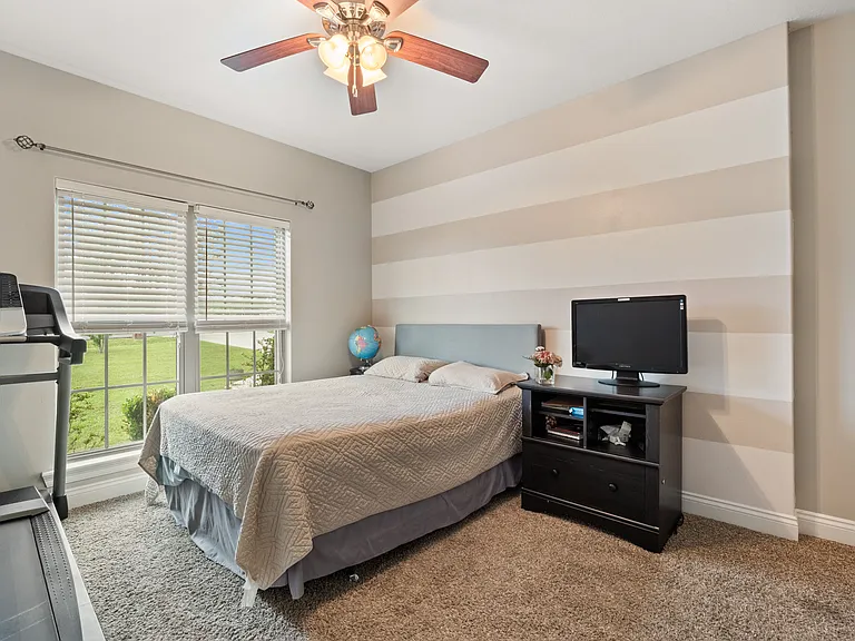 105 Small Oaks Rd — Photo 13