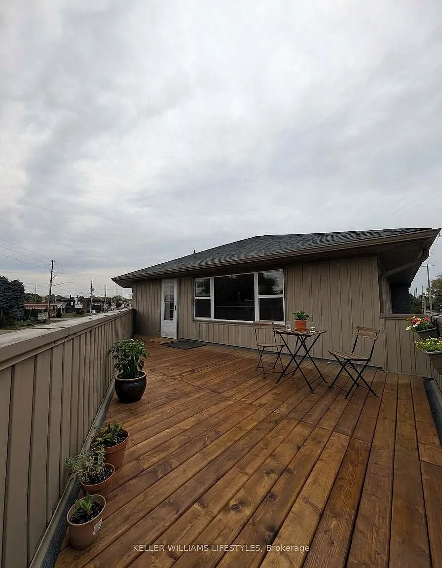 2 bed, $1,650 — Photo 2