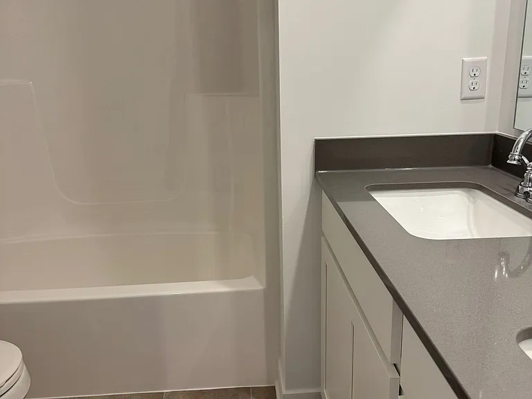 15322 Farrington Way — Photo 13