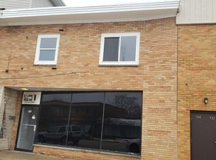 914 W Greenwood Ave #2, Waukegan, IL