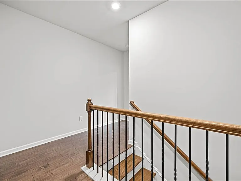 2502 Pearl Ridge Trce — Photo 11