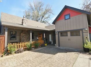 1095 W 28th Ave, Eugene, OR 97405