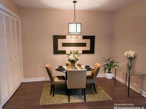 Dining Room (virtually staged)