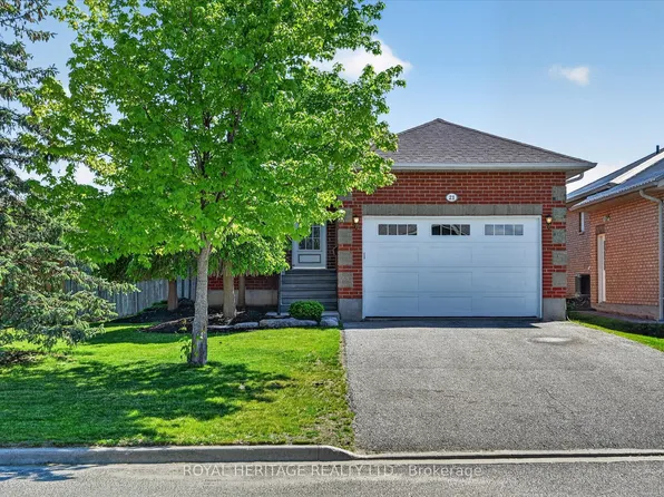 21 Eakins Cres, Kawartha Lakes, ON K9V 6J9