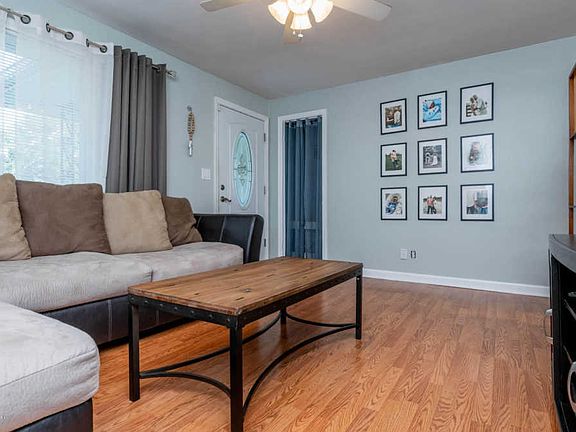 5th image of 8013 Nancy Ln