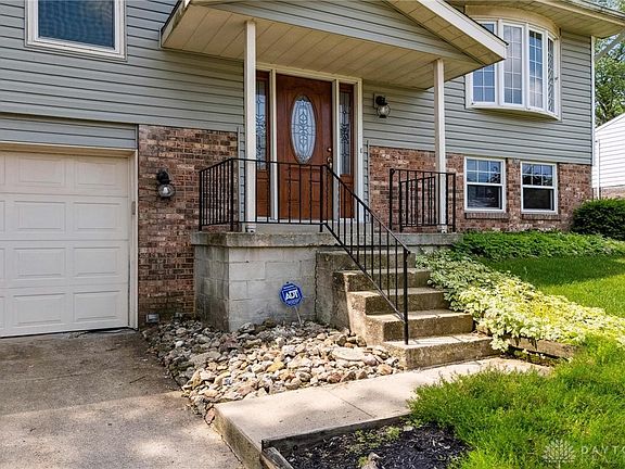 4th image of 4278 Crownwood Ave