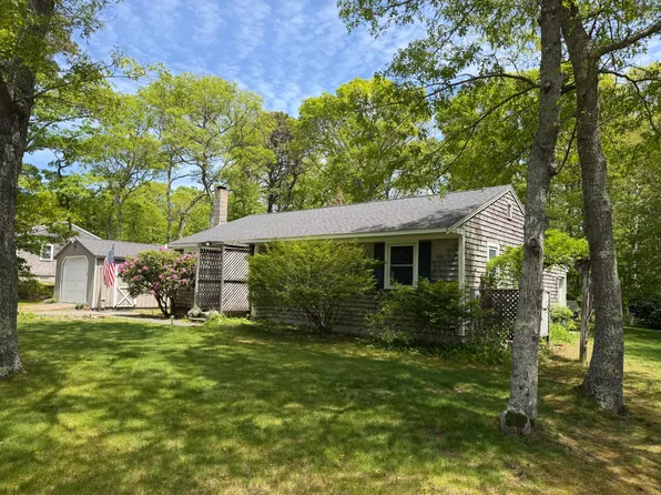 72 W Tupelo Drive, Harwich, MA 02645