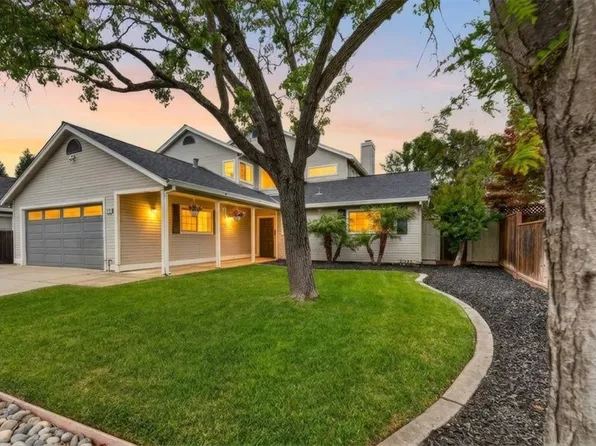 1395 3rd St, Gilroy, CA 95020