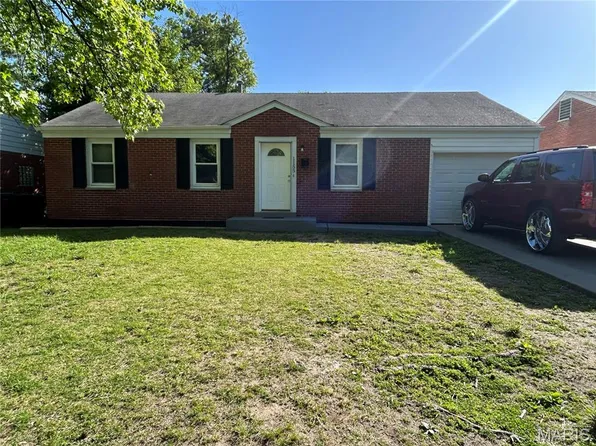 1155 Jones St, Cahokia, IL 62206