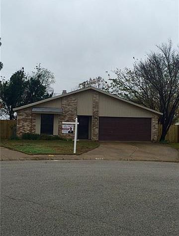 1st image of 5301 Duchess Ct