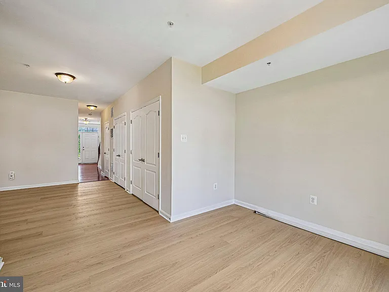 23004 Meadow Mist Rd — Photo 7