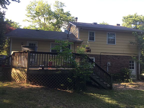 3rd image of 3007 Beaconwood Dr