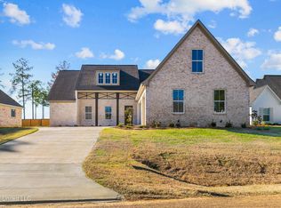 109 Charleston Ln, Madison, MS 39110