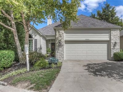 25820 W 104th Ter, Olathe, KS, 66061