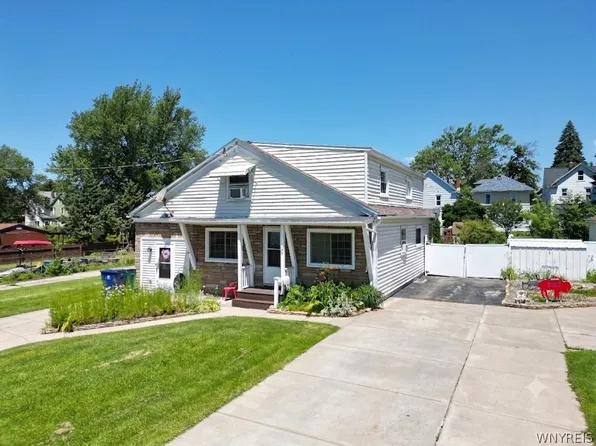102 Dorrance Ave, Buffalo, NY 14218