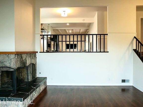 3rd image of 385 Alvarado St