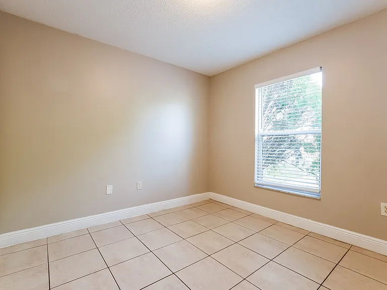 870 Jarnac Dr — Photo 17