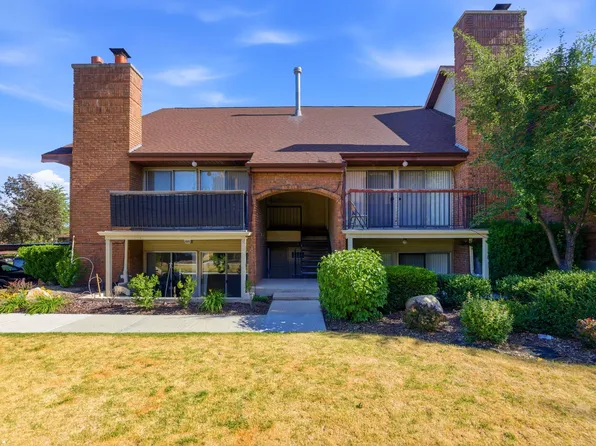 1176 E Cottonwood Dr, Sandy, UT 84094