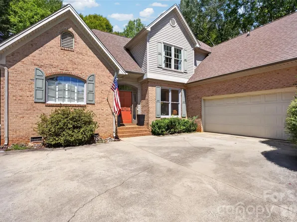 2000 Shadwell Ct #26, Gastonia, NC 28056