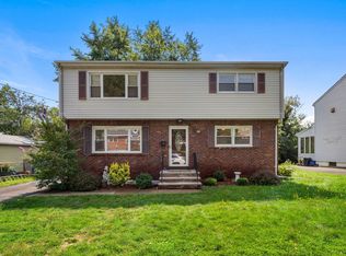 12 Stanchak Ct FLOOR 2, Clifton, NJ 07014