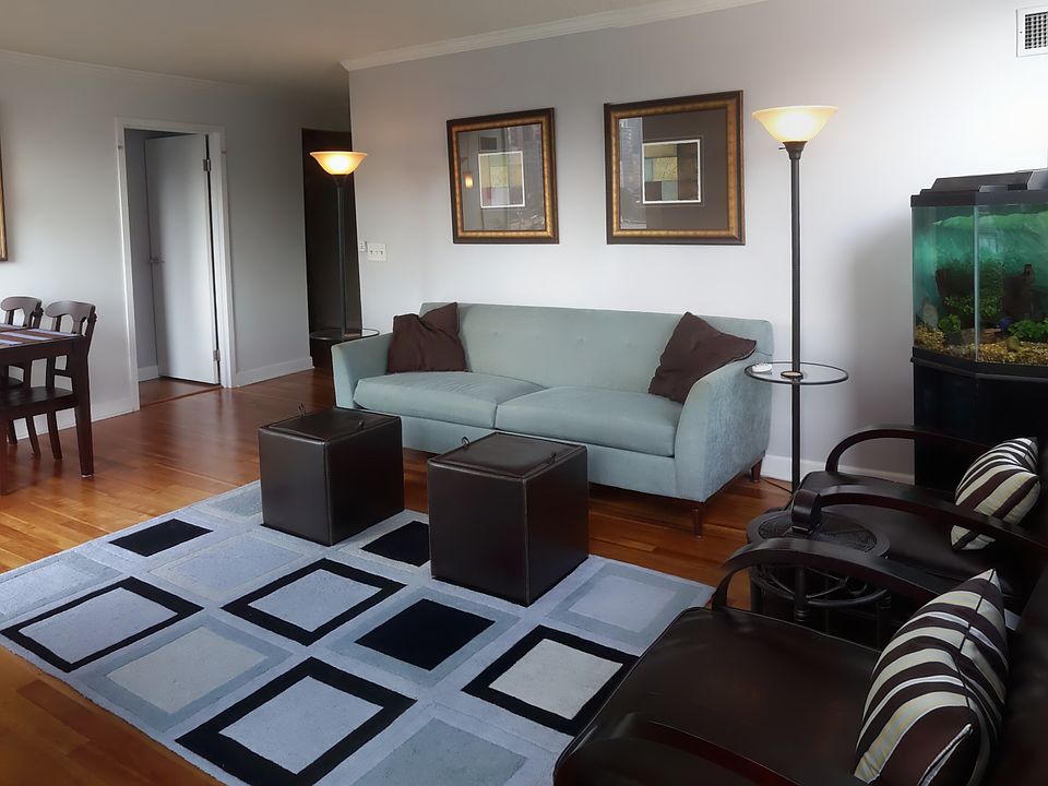 1st image of 1250 N La Salle Dr APT 614