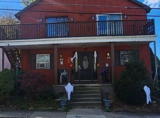 33 Chapel St, Pittston, PA 18640