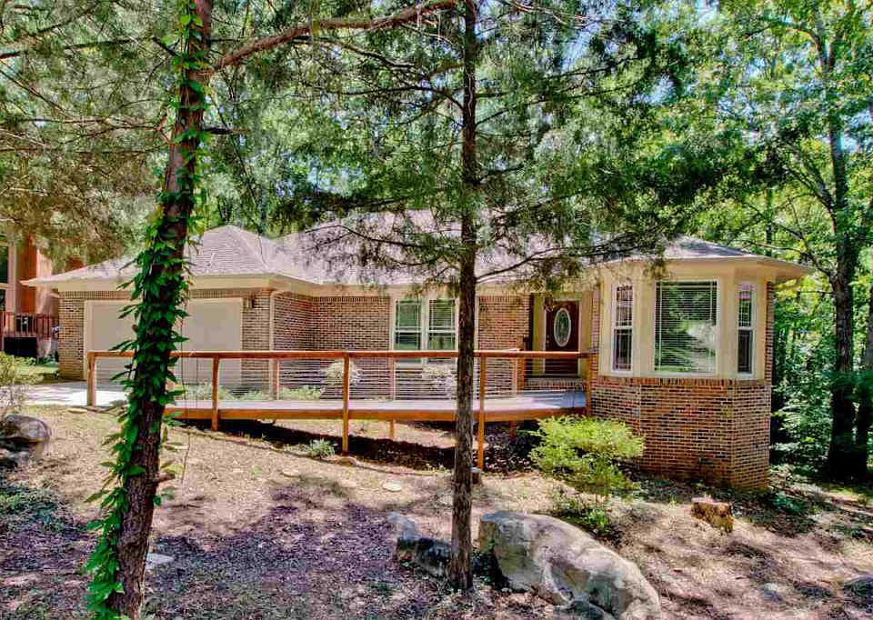 1st image of 14000 Percivale Dr SE