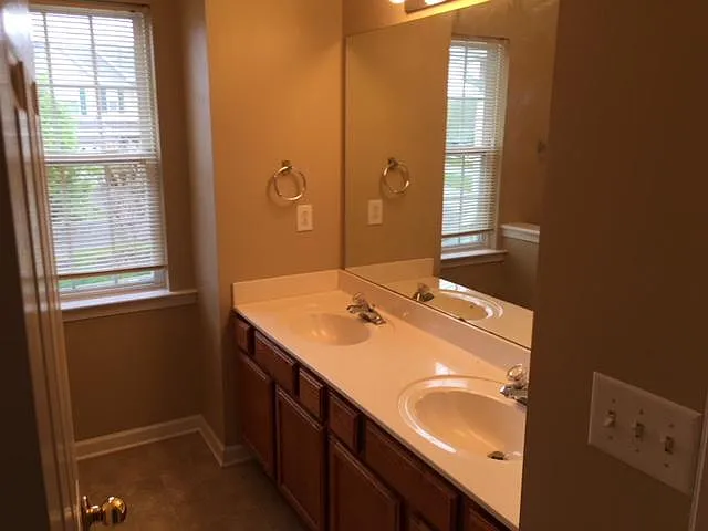 3 bed, 1488 sqft, $1,775 — Photo 3