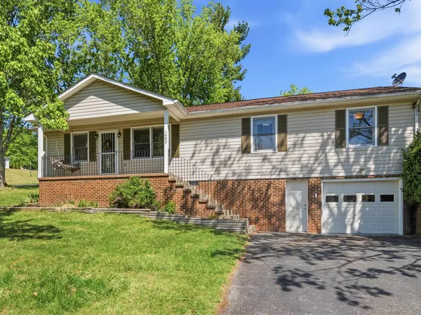 680 Liberty Viaduct, Christiansburg, VA 24073