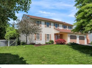 1 Saint James Pl, Reading, PA 19608