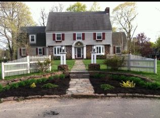 410 Ridge Rd, Middletown, CT 06457