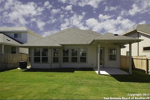 2nd image of 224 Moutian Home