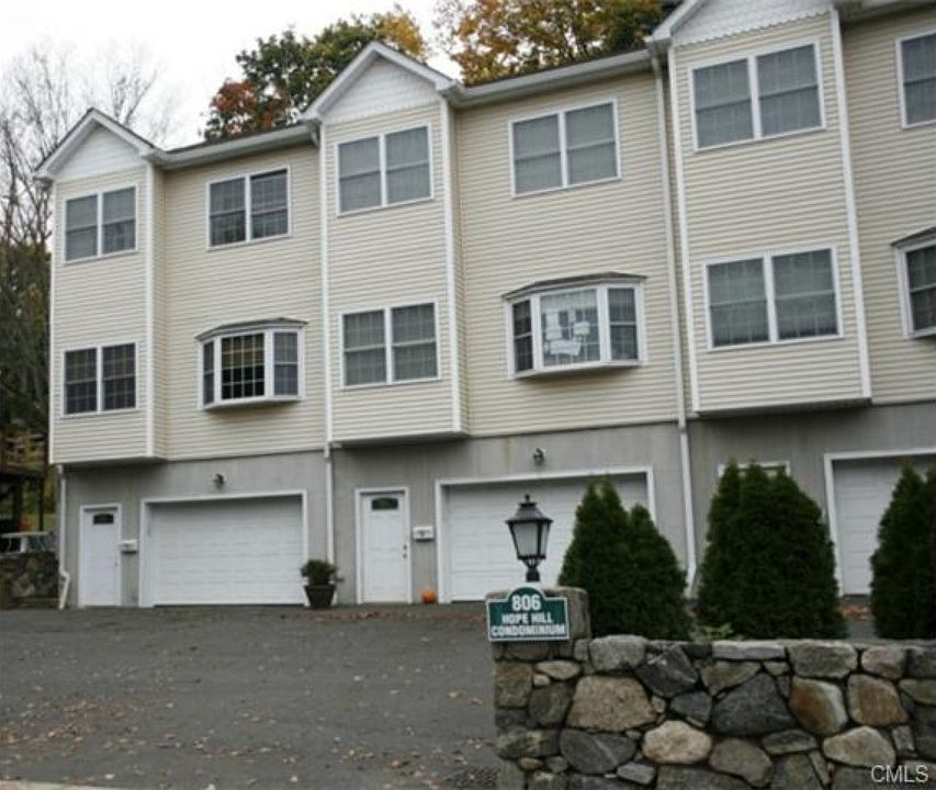 1st image of 806 Hope St #3