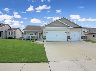 2713 Academy Rd, Minot, ND 58703