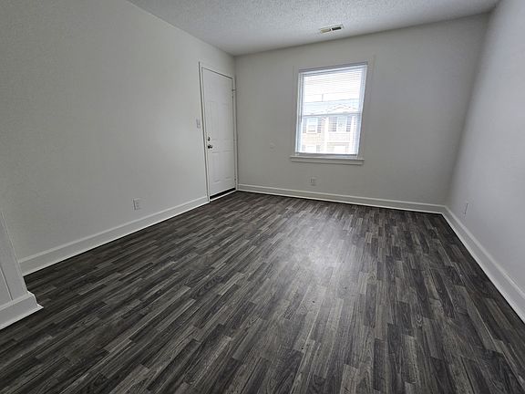 3rd image of 3620 Clemmons Rd APT 12