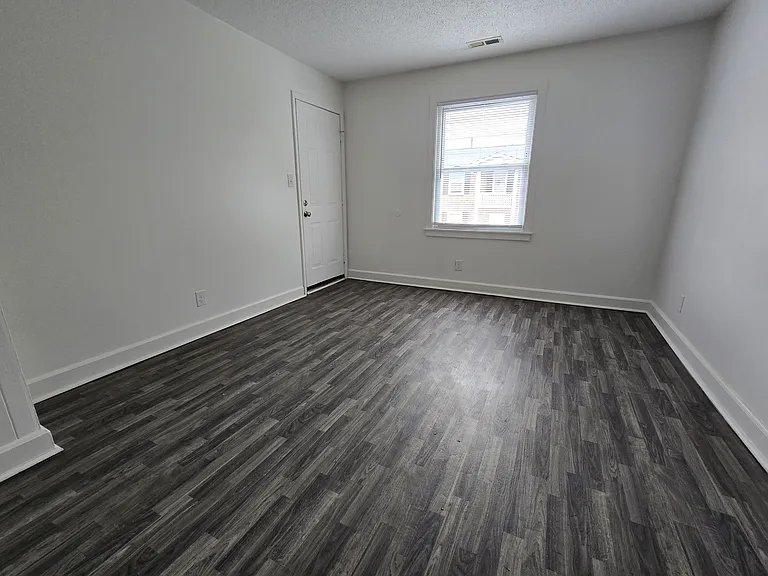 3620 Clemmons Rd #12 — Photo 3