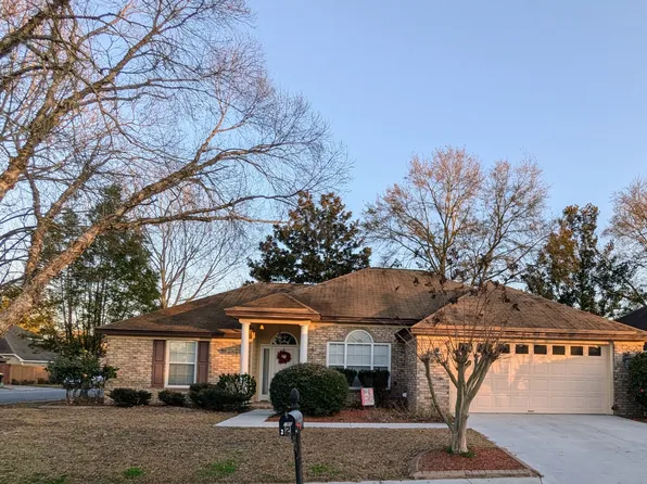 2 Hopeland Dr, Savannah, GA 31419