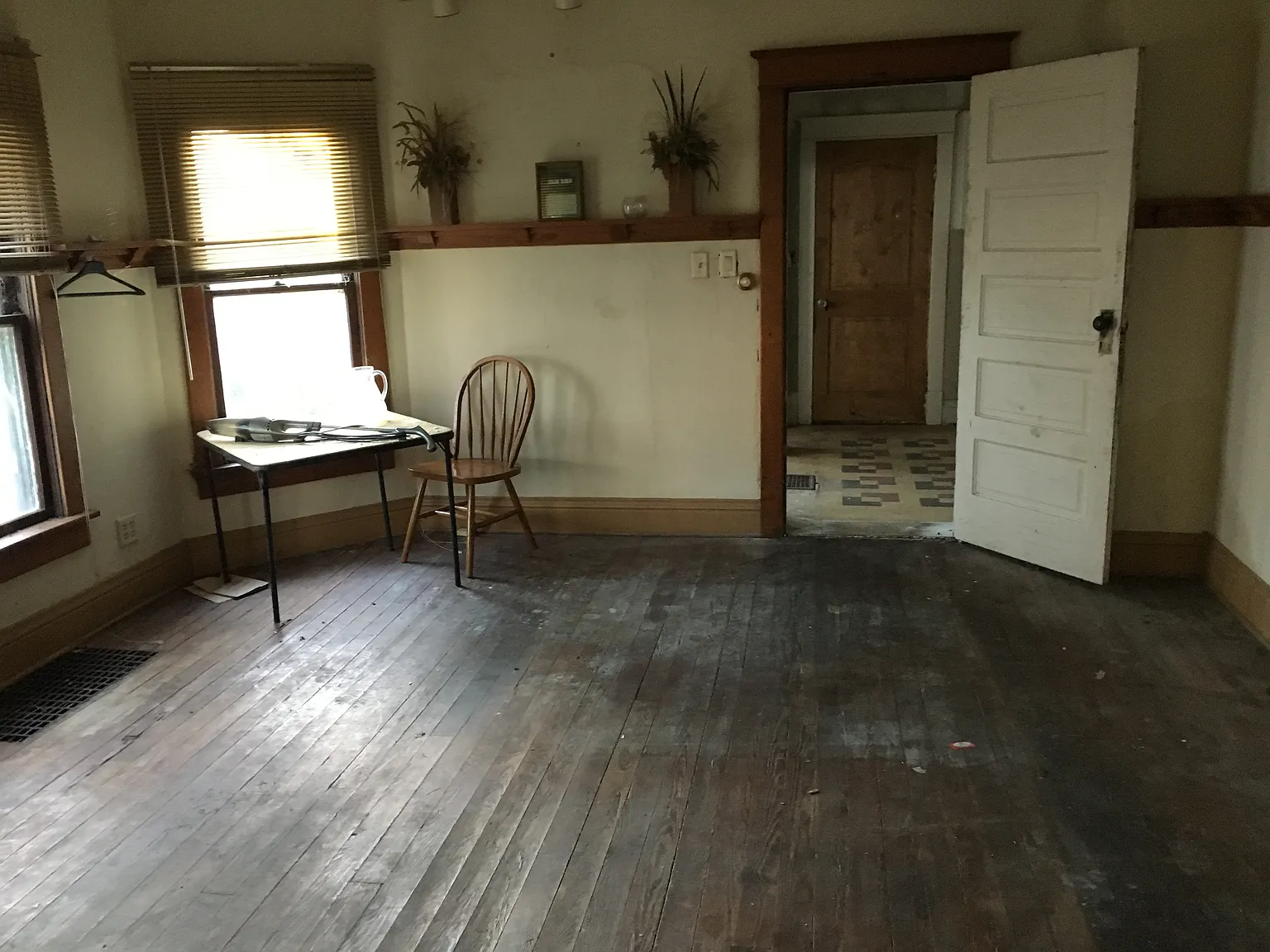 122 N Woodland Ave photo 1