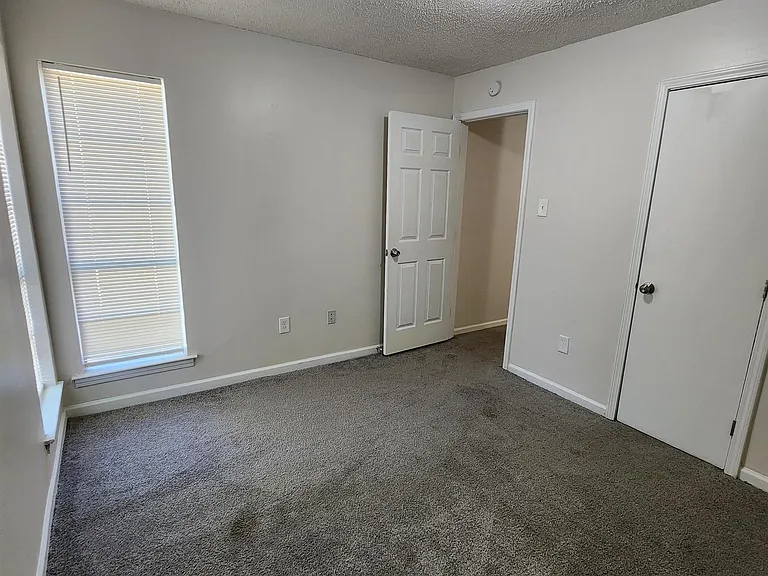4528 Sugar Creek Rd — Photo 5
