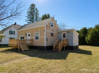 119 Hemlock St, Republic, MI 49879